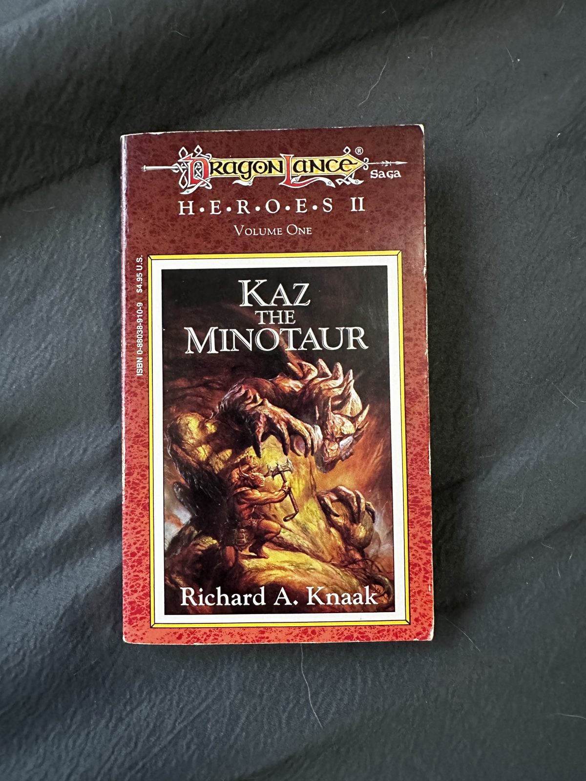 DragonLance Heroes – Kaz the Minotaur is it worth the read?